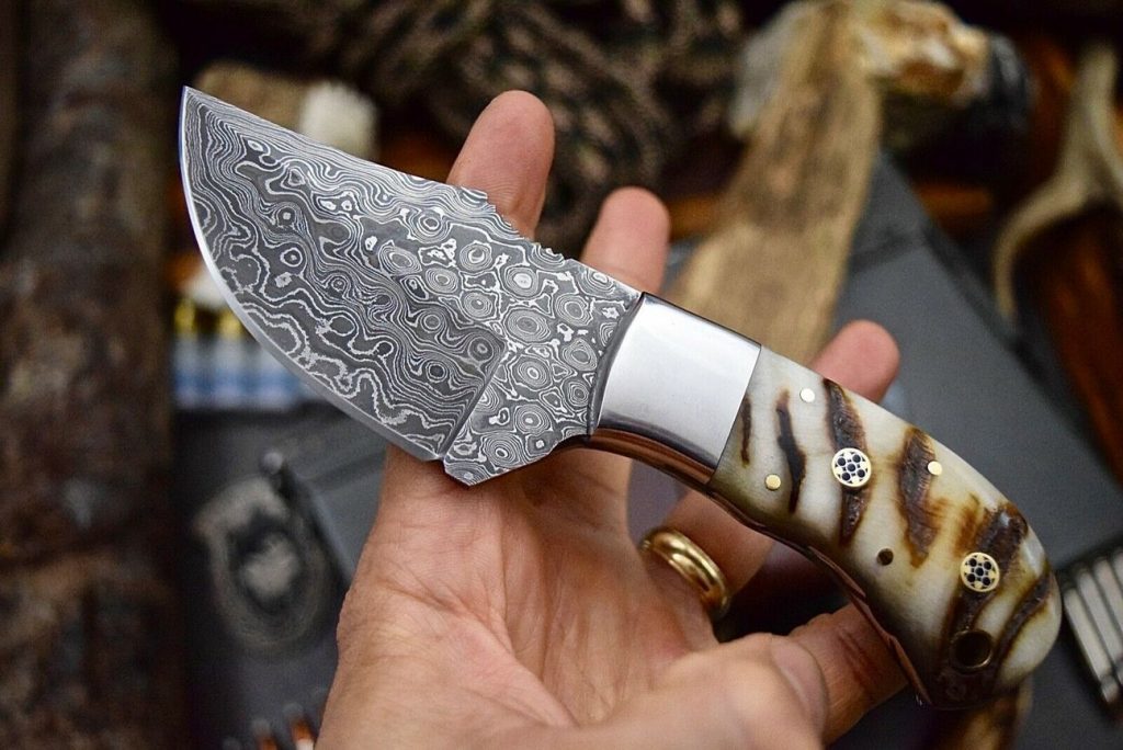 Handmade Raindrop Damascus Steel Mini Camping Hunting Knife