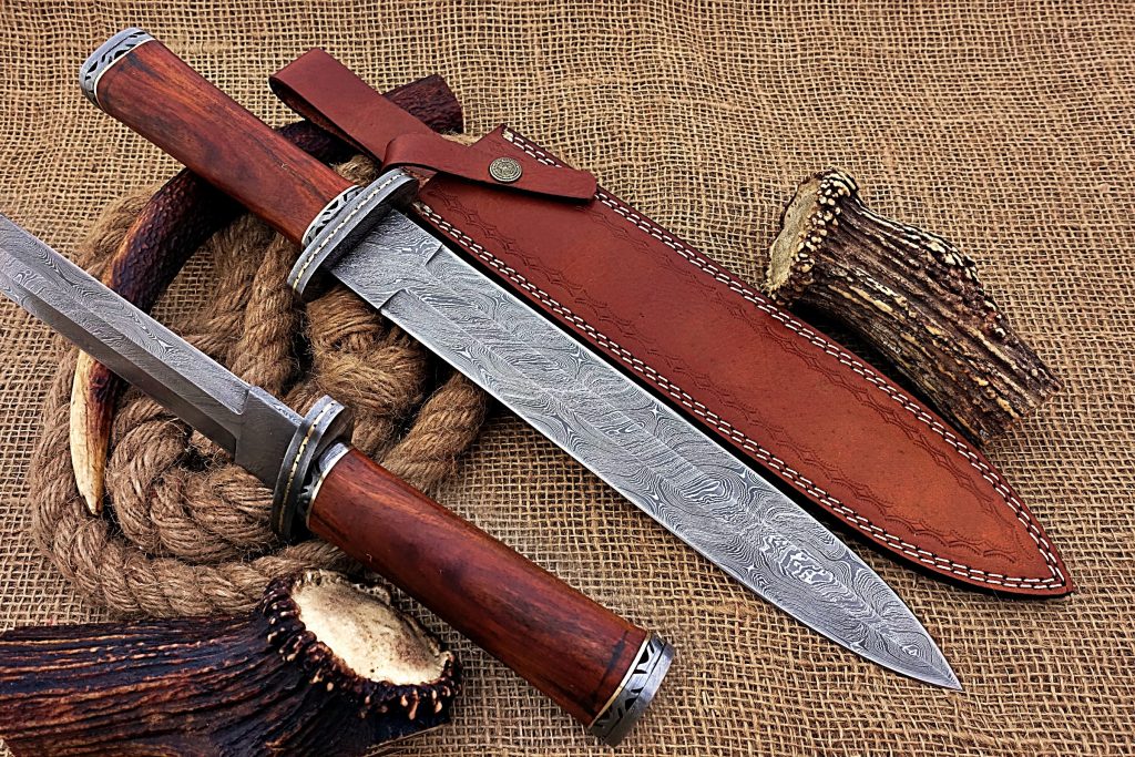 Damascus Steel Dagger Knife with Rosewood Handle