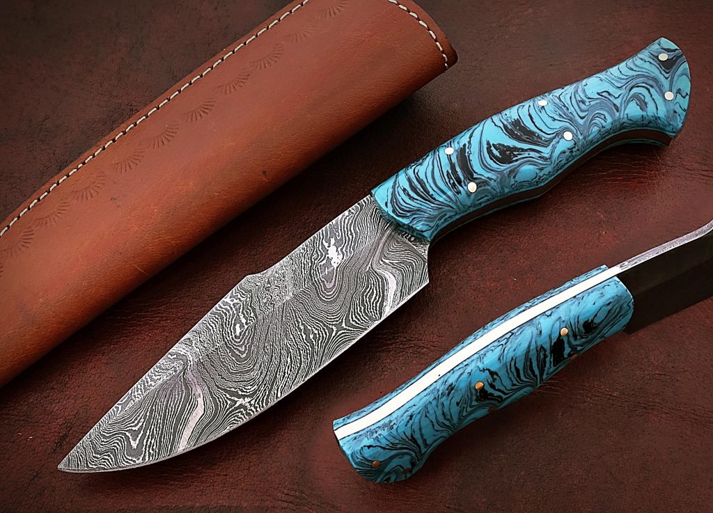 Handmade Damascus Steel Hunting Knife with Resin Sheet Handle