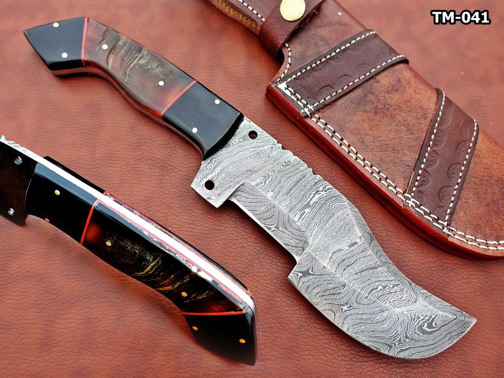 Damascus Steel Tracker Handmade Knife With Ram Horn Scale