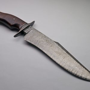 handmade damascus bowie knife